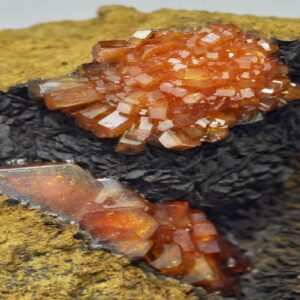 Vanadinite with Siderite